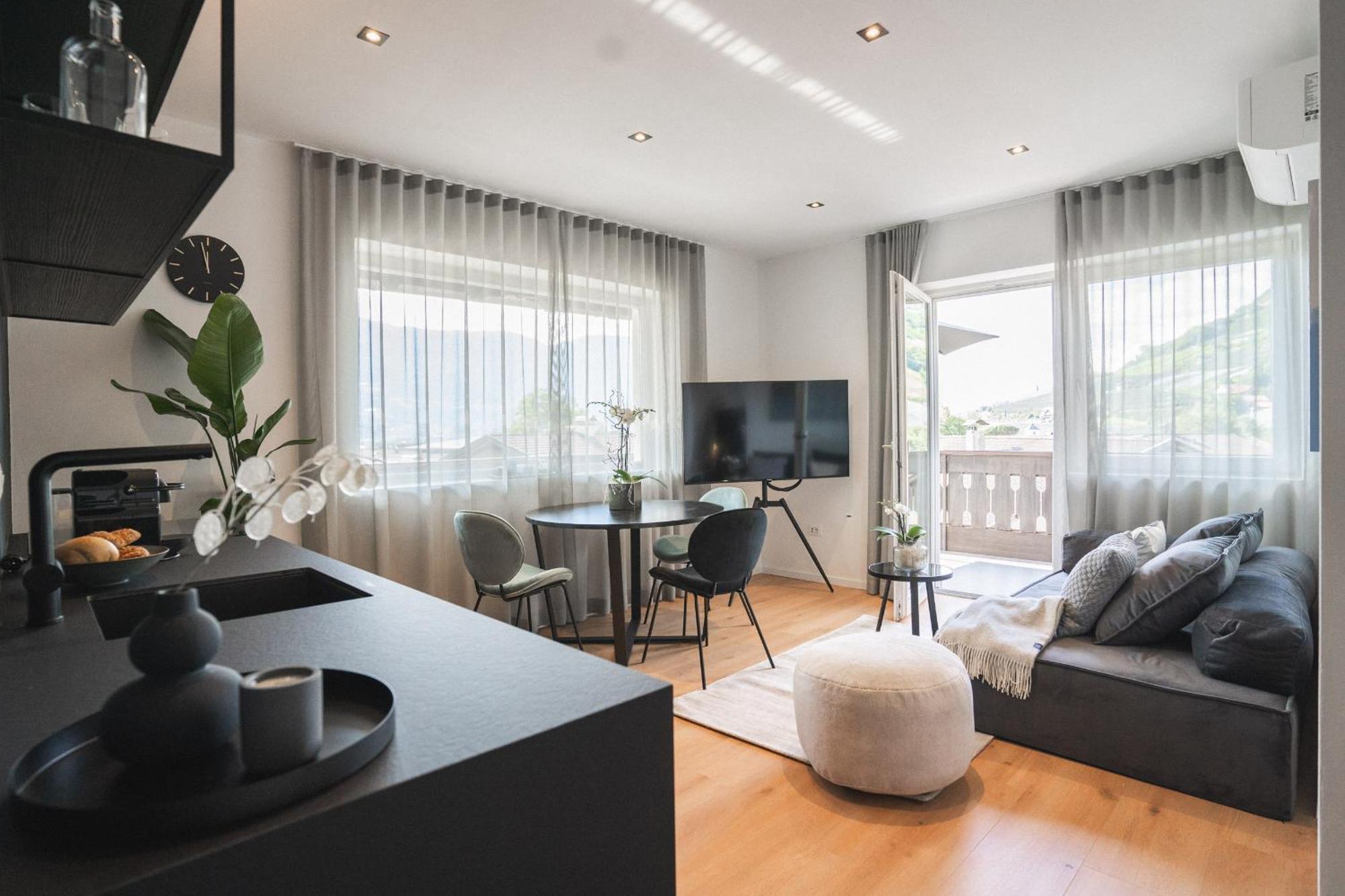 Luxe Vista City Apartments Algund Ngoại thất bức ảnh