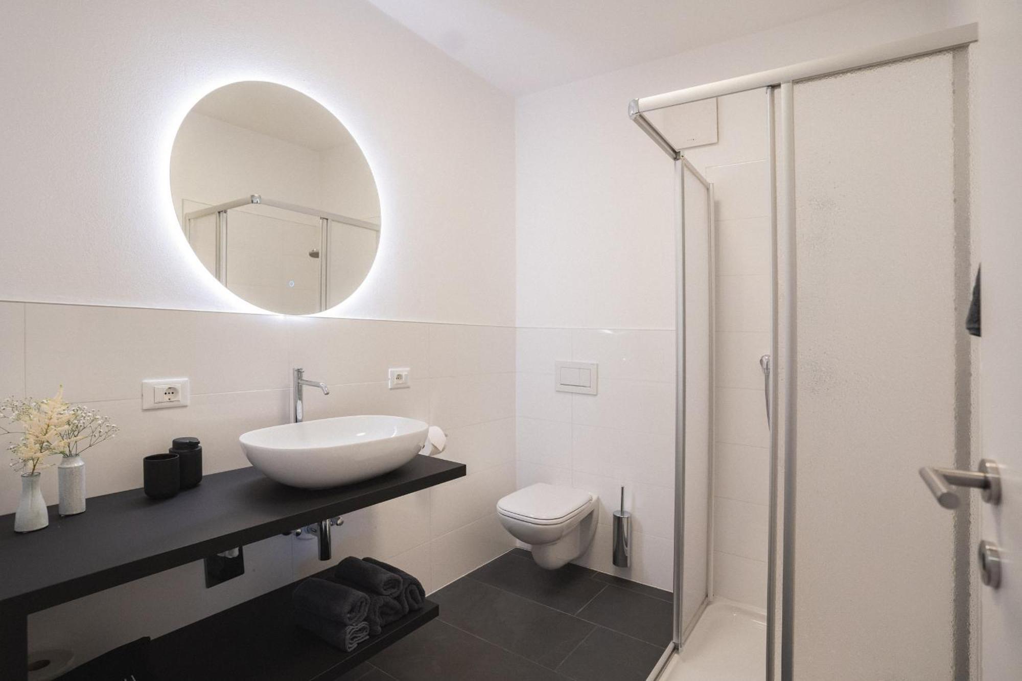 Luxe Vista City Apartments Algund Ngoại thất bức ảnh