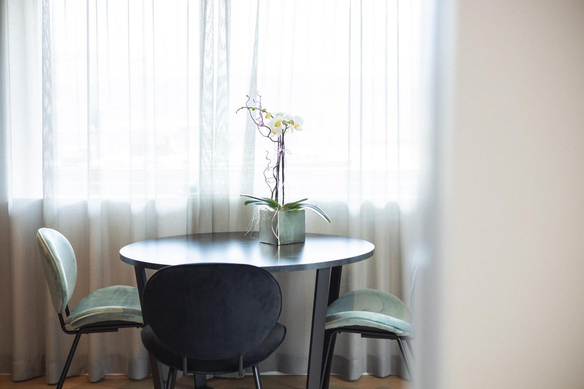 Luxe Vista City Apartments Algund Ngoại thất bức ảnh